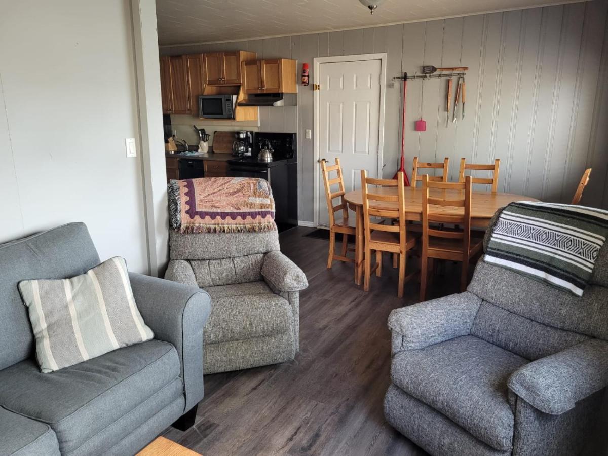 Bayside Cottage Rentals Port Rowan Екстериор снимка