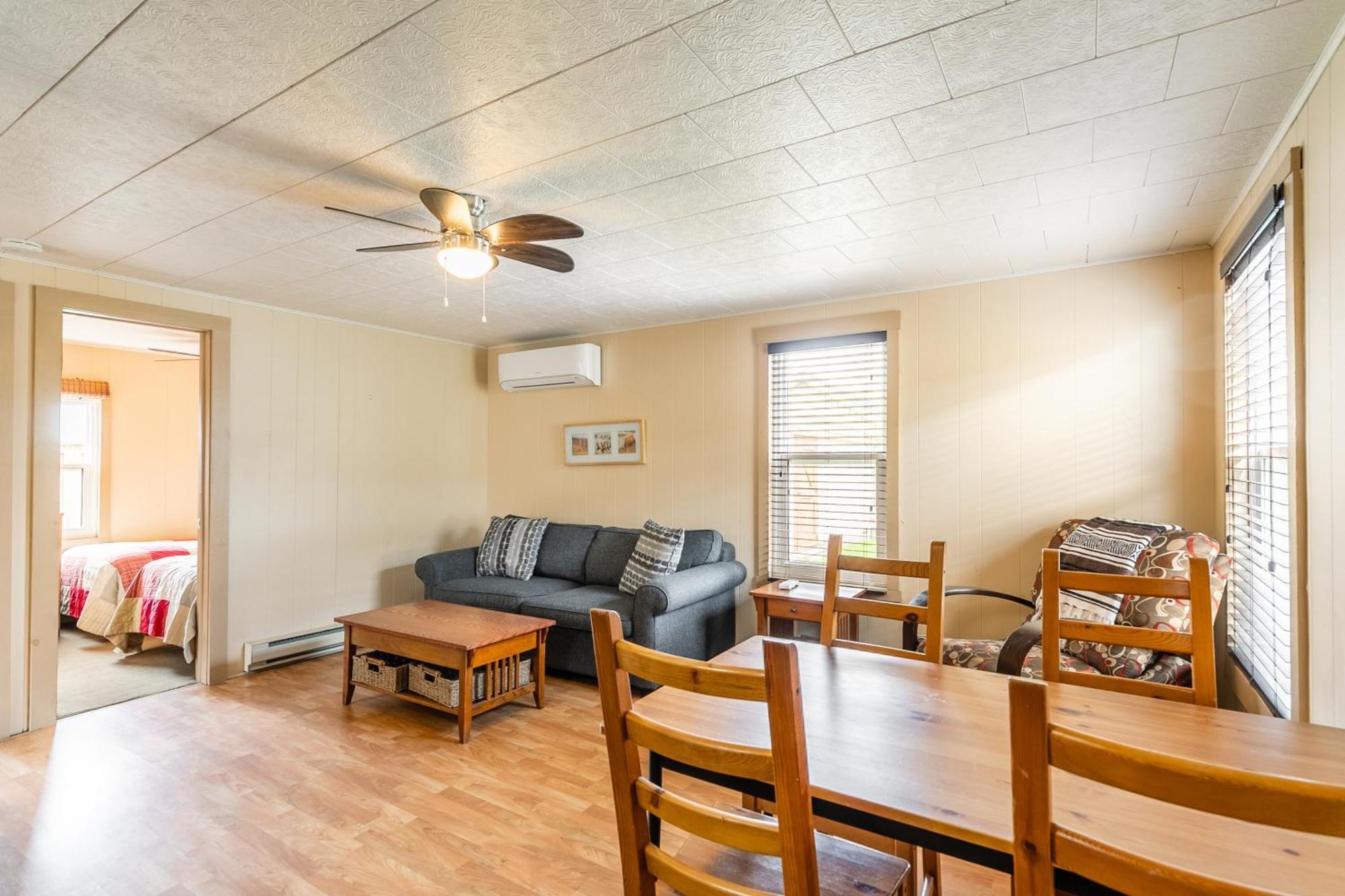 Bayside Cottage Rentals Port Rowan Екстериор снимка
