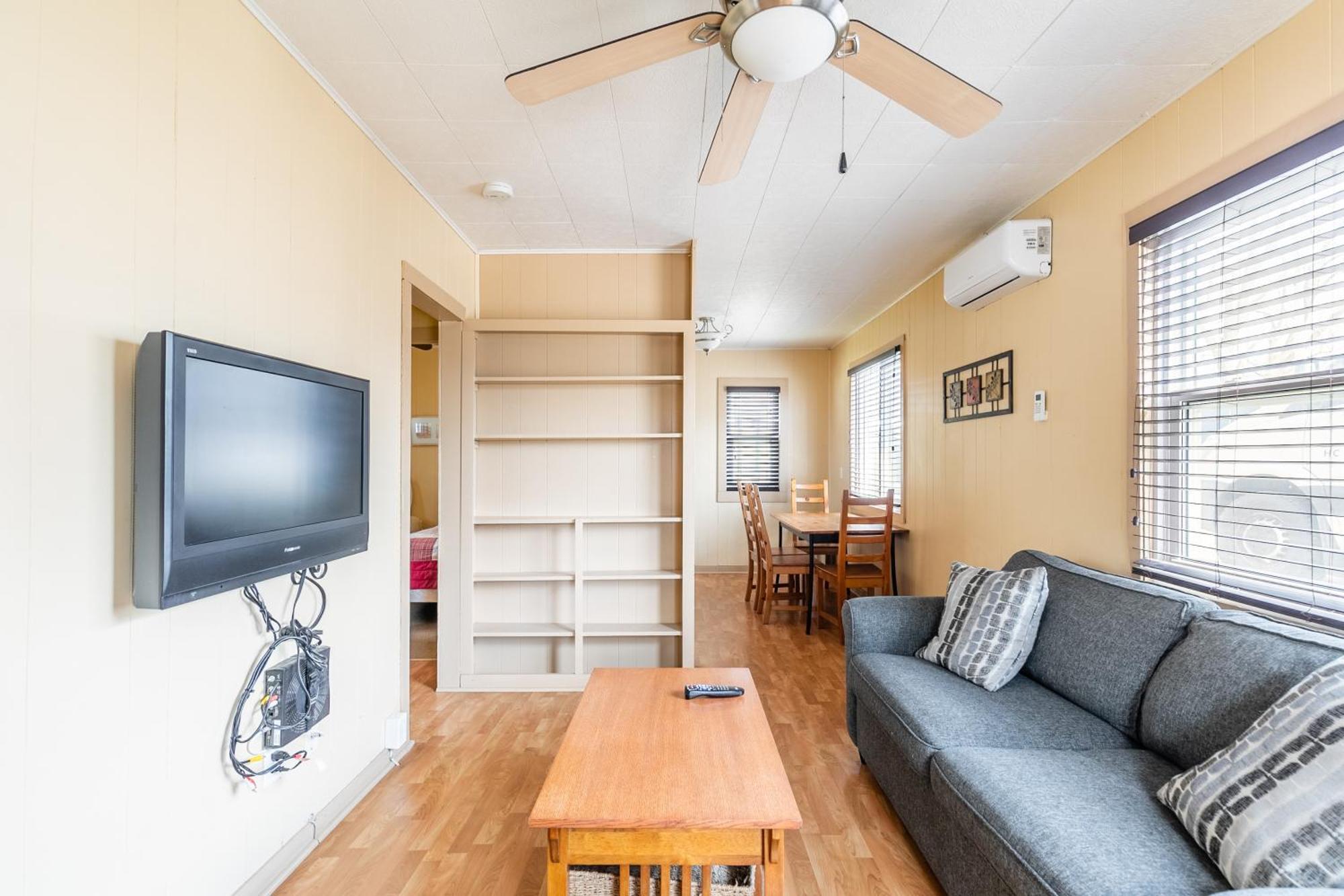Bayside Cottage Rentals Port Rowan Екстериор снимка