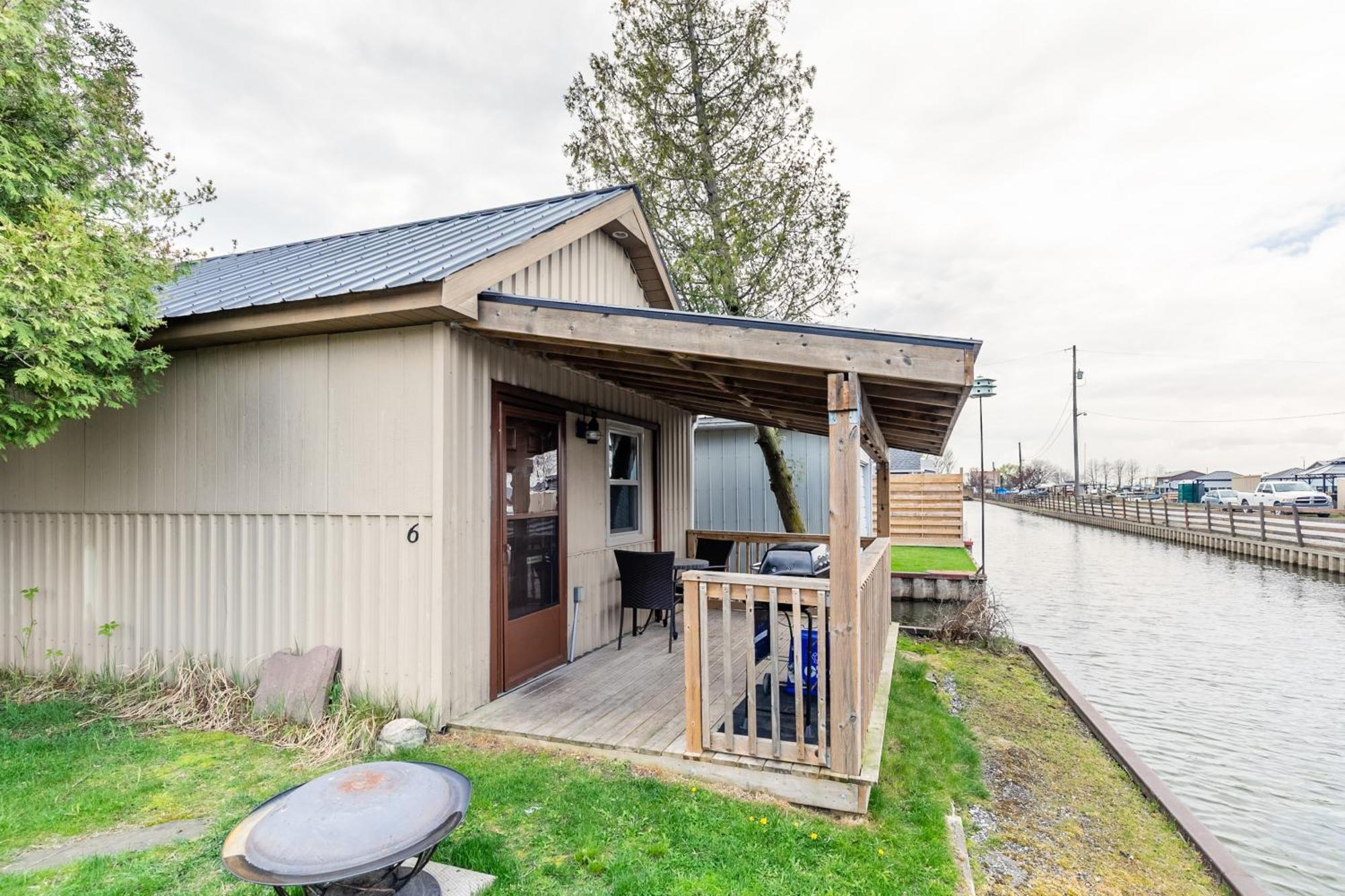 Bayside Cottage Rentals Port Rowan Екстериор снимка