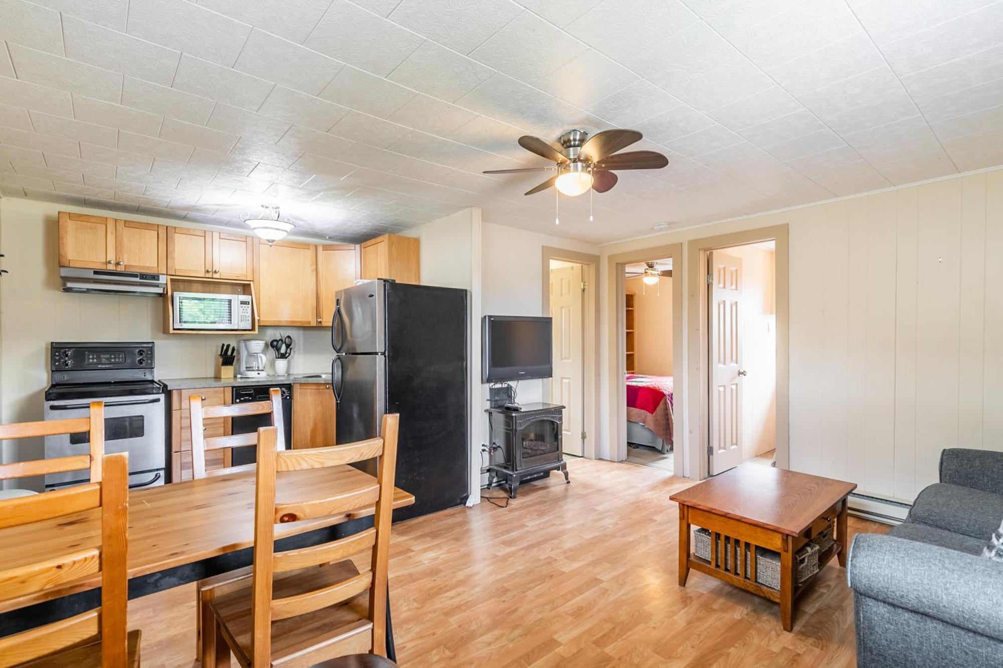 Bayside Cottage Rentals Port Rowan Екстериор снимка