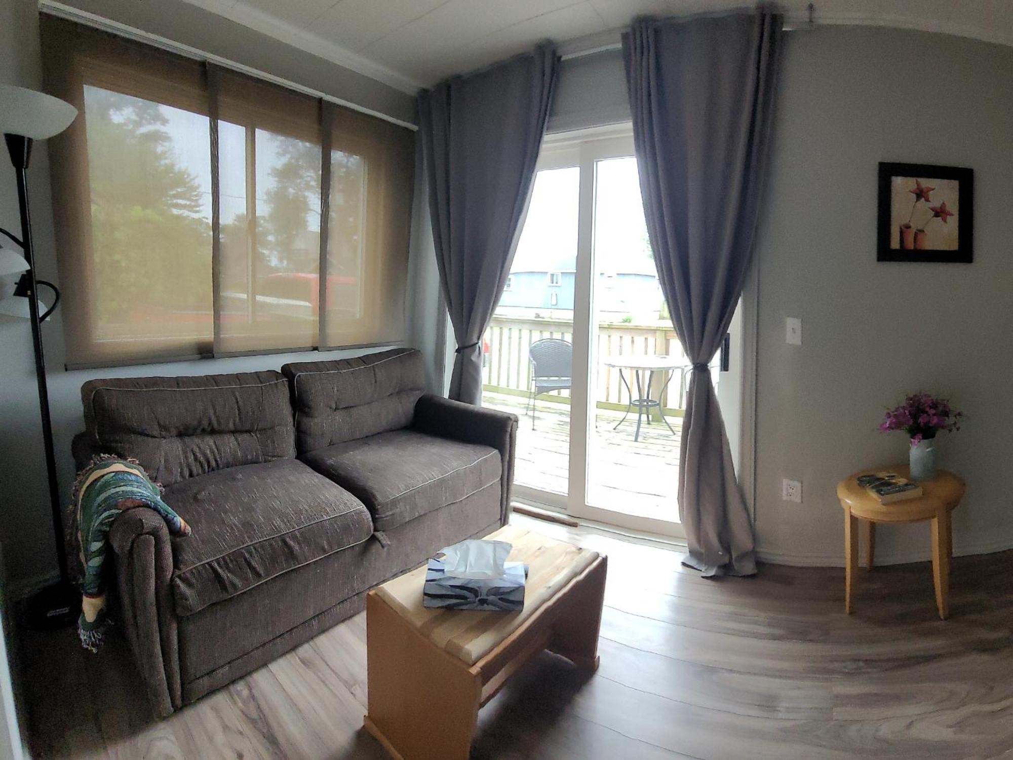 Bayside Cottage Rentals Port Rowan Екстериор снимка